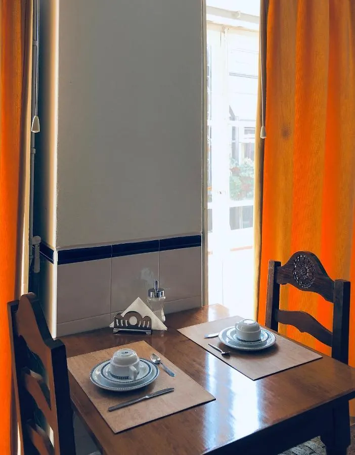 A Muralha Tavira Bed & Breakfast