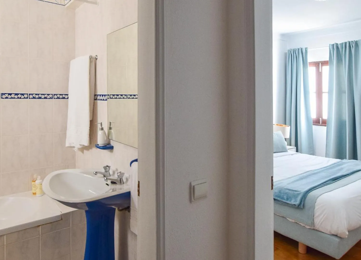 Bed & Breakfast A Muralha Tavira